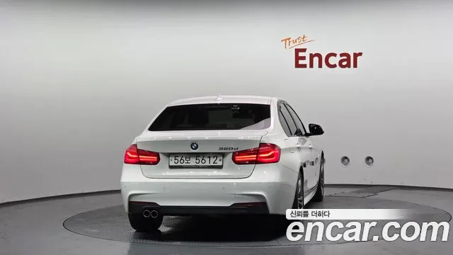 BMW 3 серии 2018 thumb 4