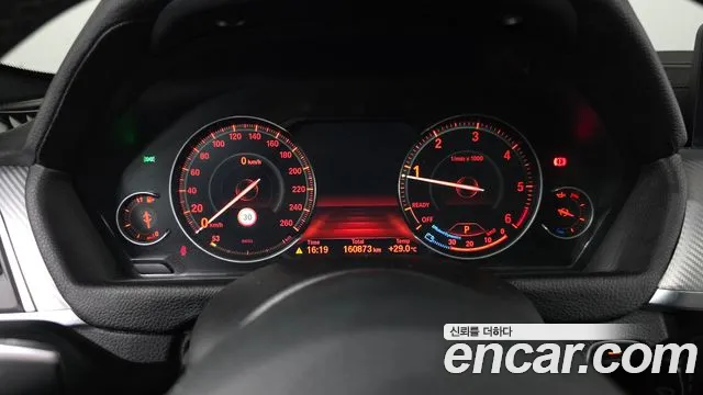 BMW 3 серии 2018 thumb 6