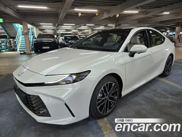 Toyota Camry 2026 thumb 7