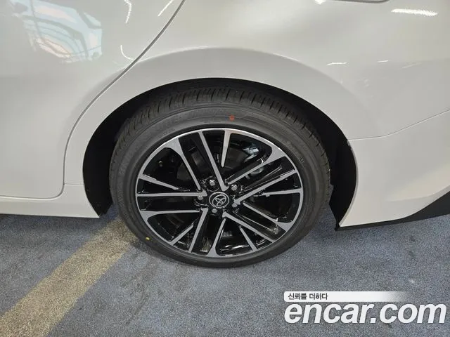 Toyota Camry 2026 thumb 9