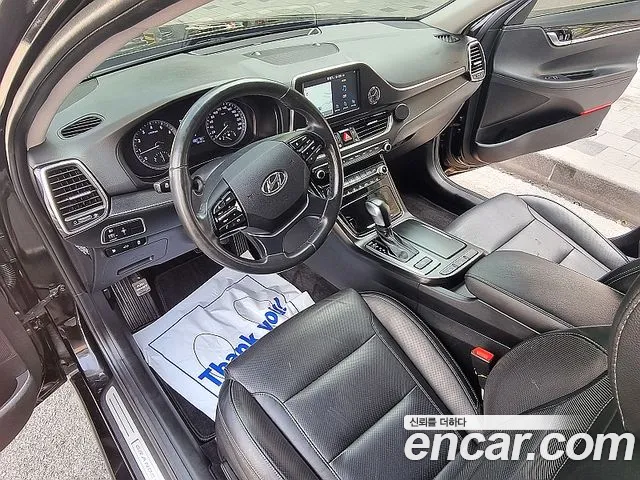 Hyundai Grandeur 2018 thumb 9