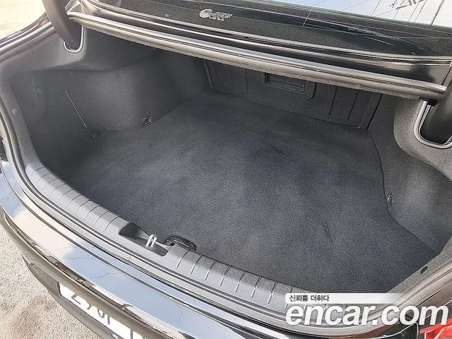 Hyundai Grandeur 2018 thumb 10