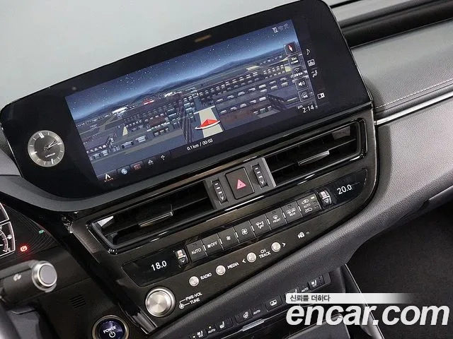 Lexus ES 300h 2022 thumb 6