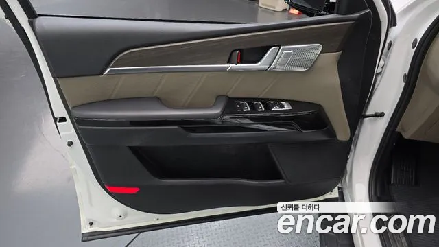 Kia Master 2022 thumb 2