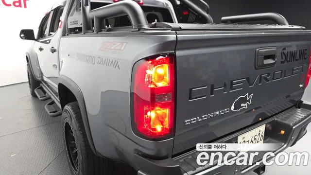 Chevrolet Colorado 2022 thumb 3