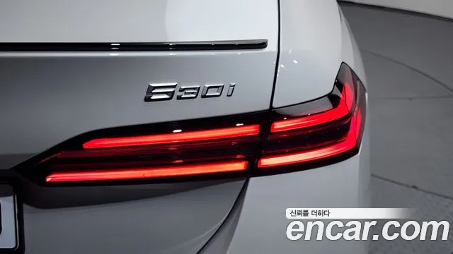 BMW 5 серии 2025 thumb 9