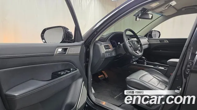 KGM Rexton 2018 thumb 7