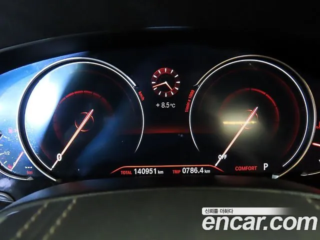 BMW 5 серии 2017 thumb 7