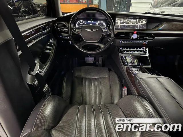 Genesis G90 2016 thumb 5