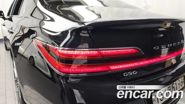 Genesis G90 2021 thumb 10