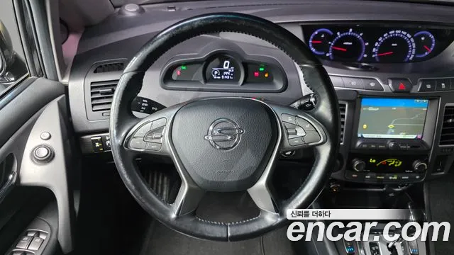 KGM Korando 2017 thumb 4