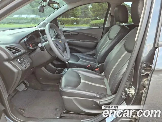 Chevrolet Spark 2018 thumb 11