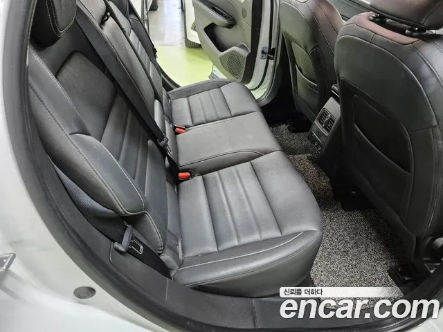 Renault XM3 2020 thumb 12