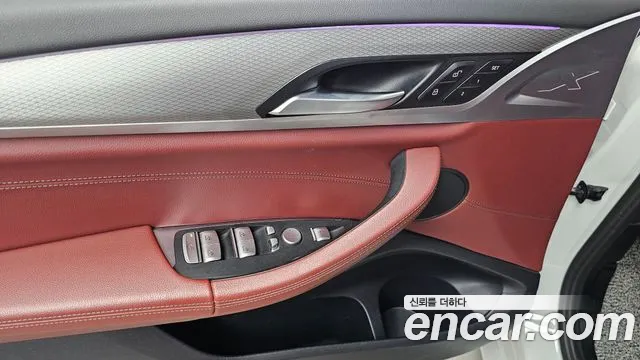 BMW X4 2019 thumb 4