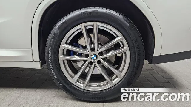 BMW X4 2019 thumb 7