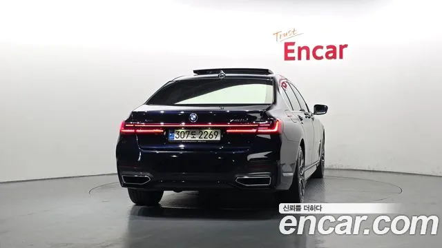 BMW 7 серии 2021 thumb 4