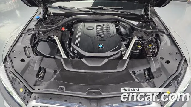 BMW 7 серии 2021 thumb 2