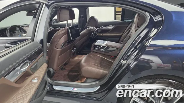 BMW 7 серии 2021 thumb 3