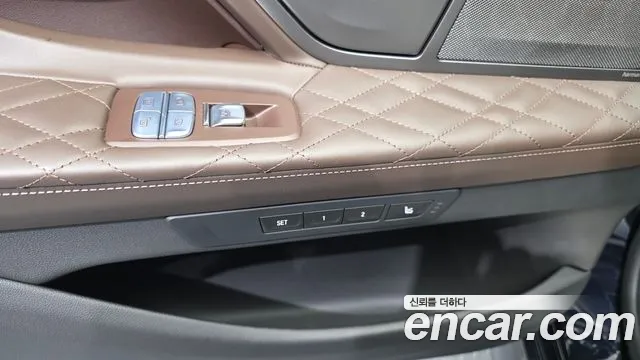 BMW 7 серии 2021 thumb 10
