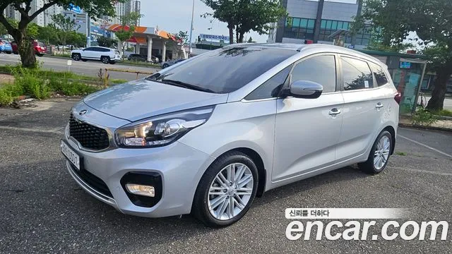 Kia Carens 2016 thumb 4