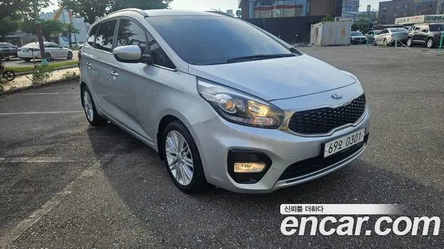 Kia Carens 2016 thumb 10