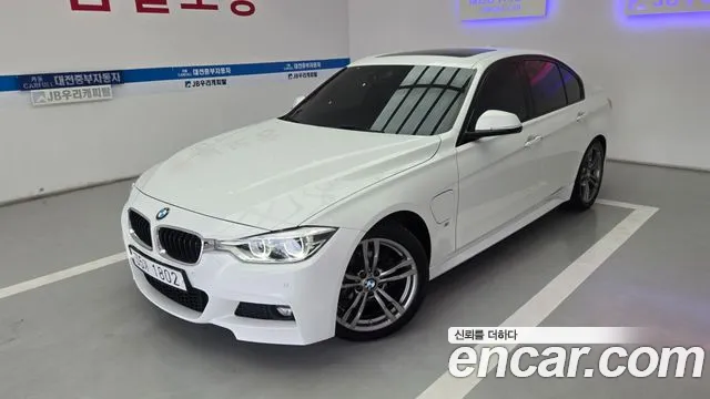 BMW 3 серии 2018 thumb 5