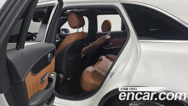 Mercedes-Benz GLC 2022 thumb 3