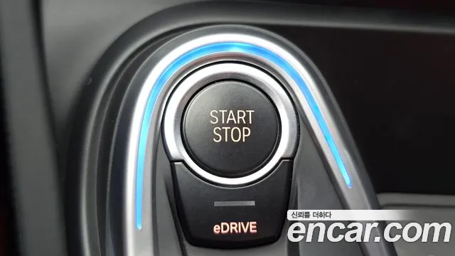 BMW i8 2019 thumb 9