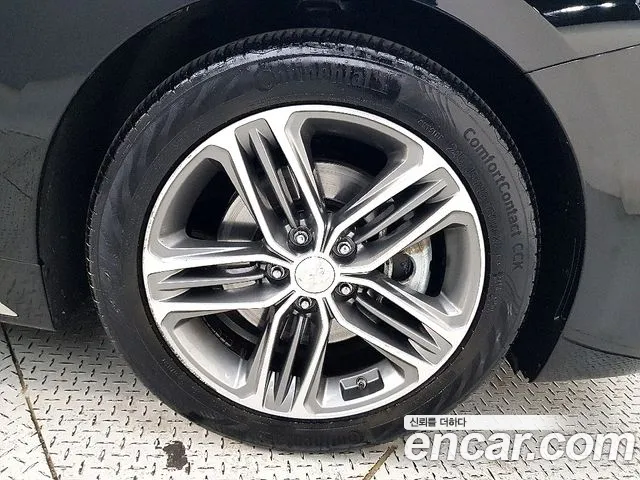 Hyundai Grandeur 2017 thumb 9