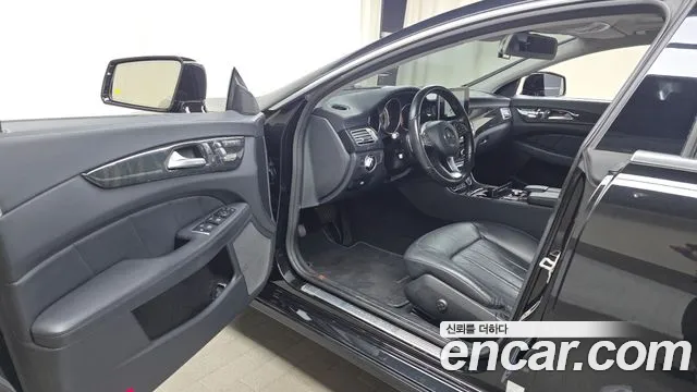 Mercedes-Benz CLS 2016 thumb 2