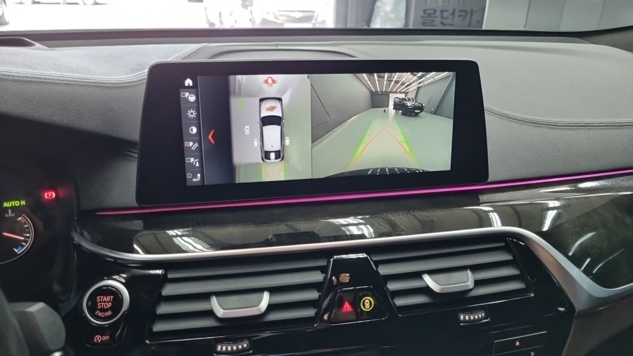 BMW 6 серии Gran Turismo 2017 thumb 5