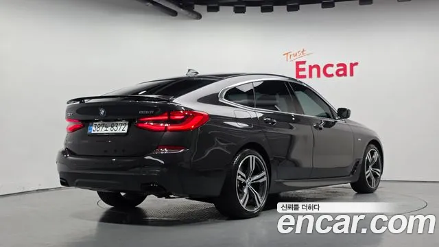 BMW 6 серии Gran Turismo 2024 thumb 11