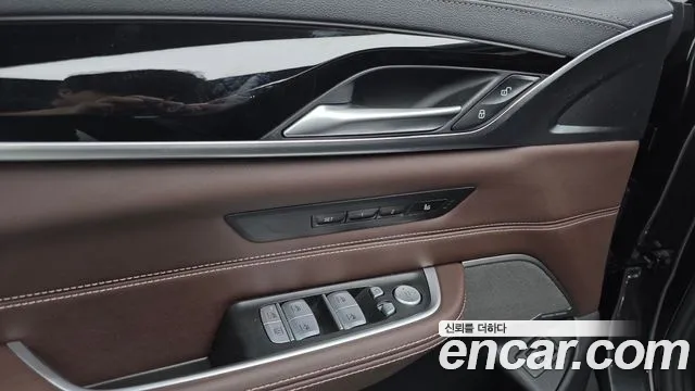 BMW 6 серии Gran Turismo 2024 thumb 2
