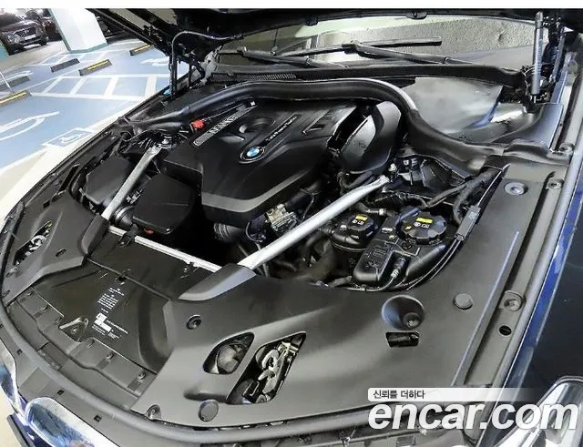 BMW 5 серии 2019 thumb 7