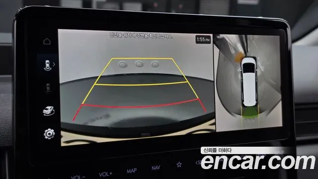 Hyundai Staria 2023 thumb 4