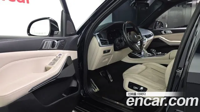 BMW X7 2021 thumb 12