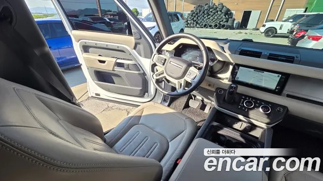 Land Rover Defender 2021 thumb 5