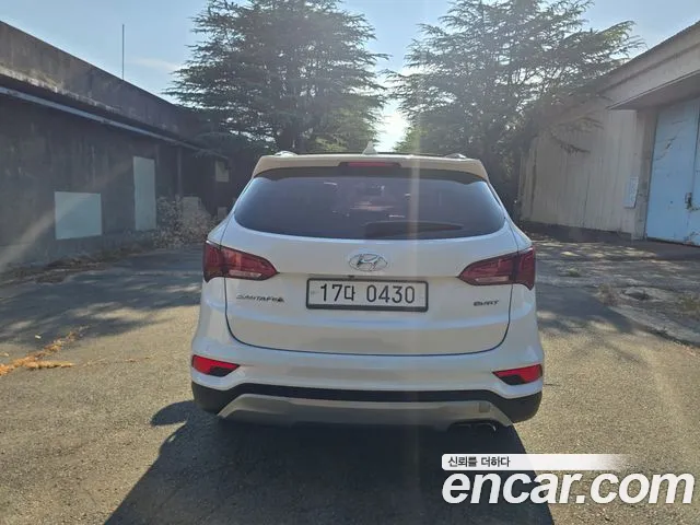 Hyundai Santafe 2016 thumb 5