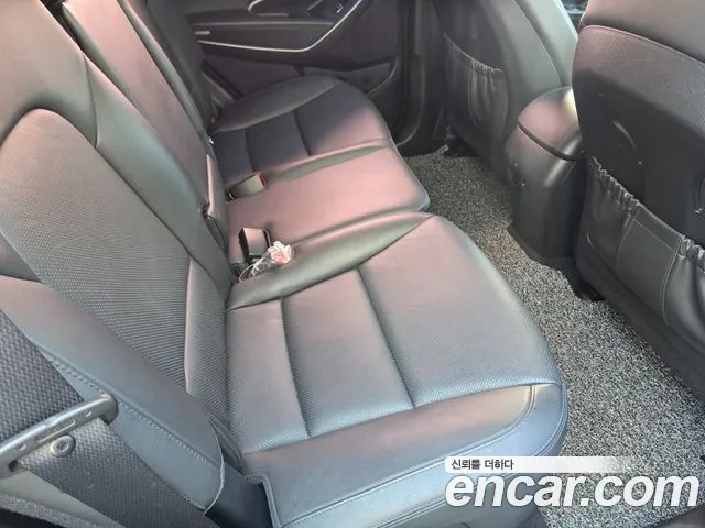 Hyundai Santafe 2016 thumb 10