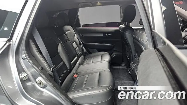 Renault QM6 2017 thumb 11
