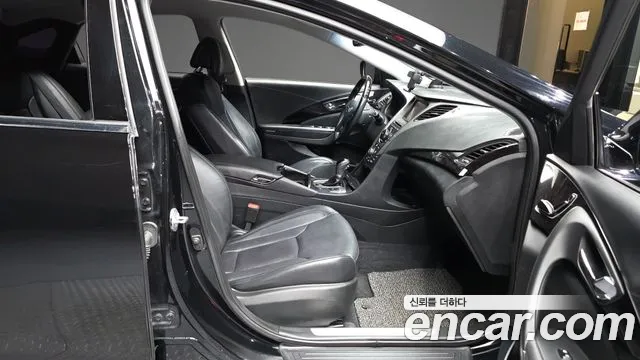 Hyundai Grandeur 2013 thumb 6