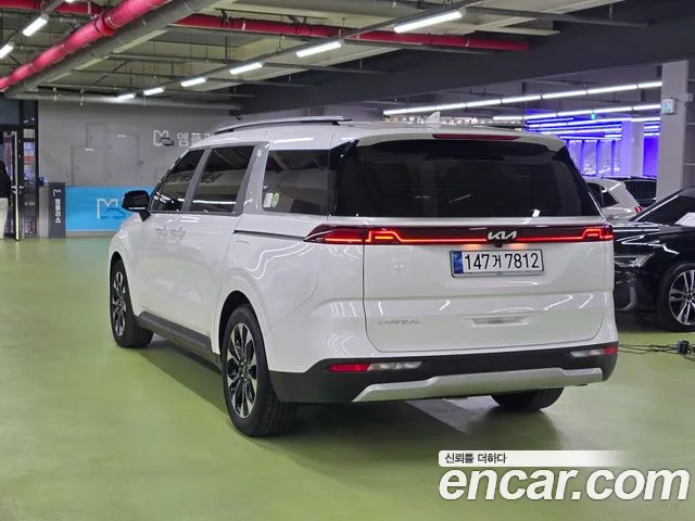 Kia Carnival 2023 thumb 7