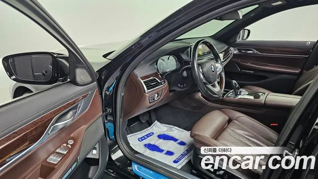 BMW 7 серии 2016 thumb 6