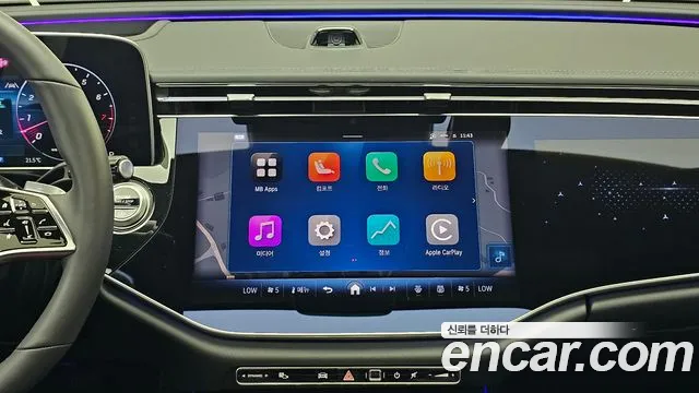 Mercedes-Benz E-Class 2025 thumb 5