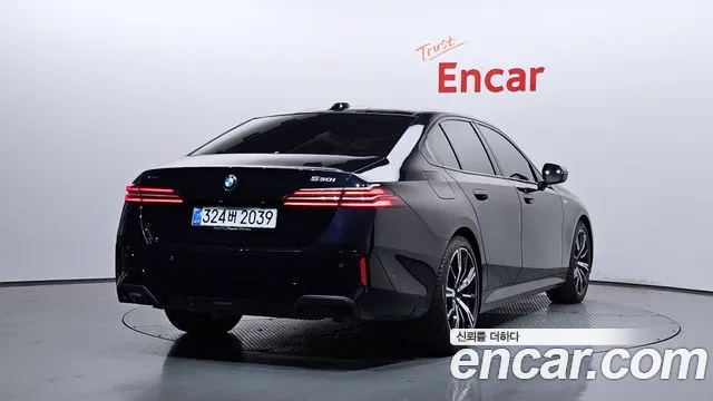 BMW 5 серии 2025 thumb 9
