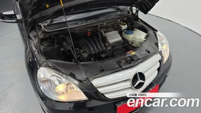 Mercedes-Benz B-Класс 2010 thumb 11