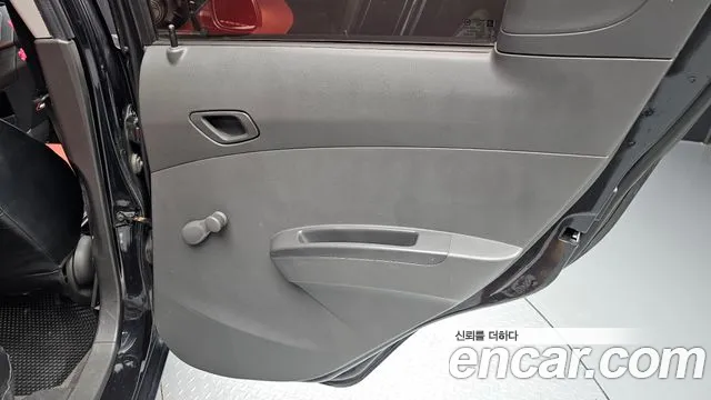 Chevrolet Spark 2011 thumb 10