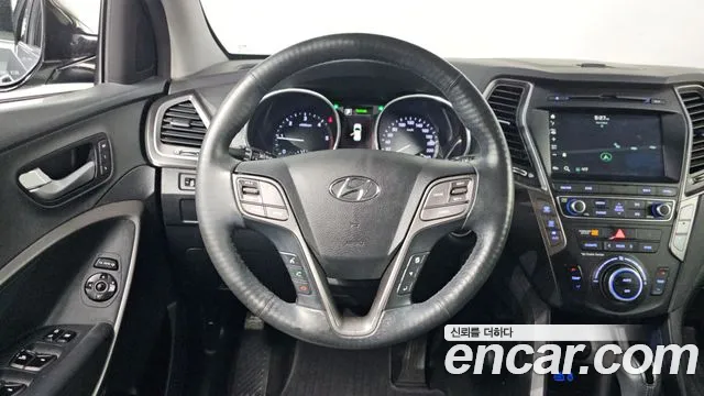 Hyundai Santafe 2015 thumb 11