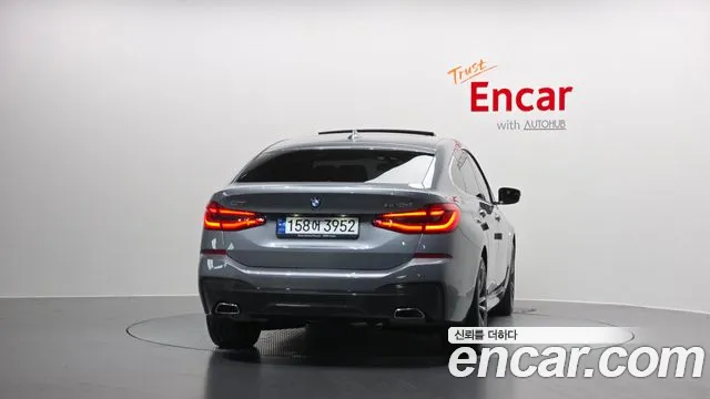 BMW 6 серии Gran Turismo 2023 thumb 11