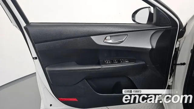 Kia K3 2024 thumb 11